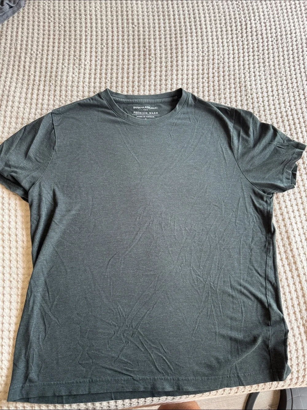 Banana Republic Charcoal Short Sleeve Crew Tee